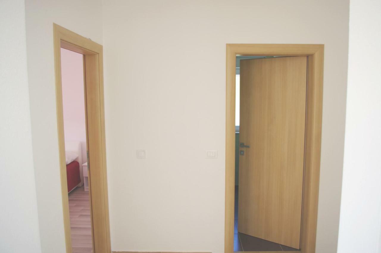 Apartment Lumago Kaštela Eksteriør bilde